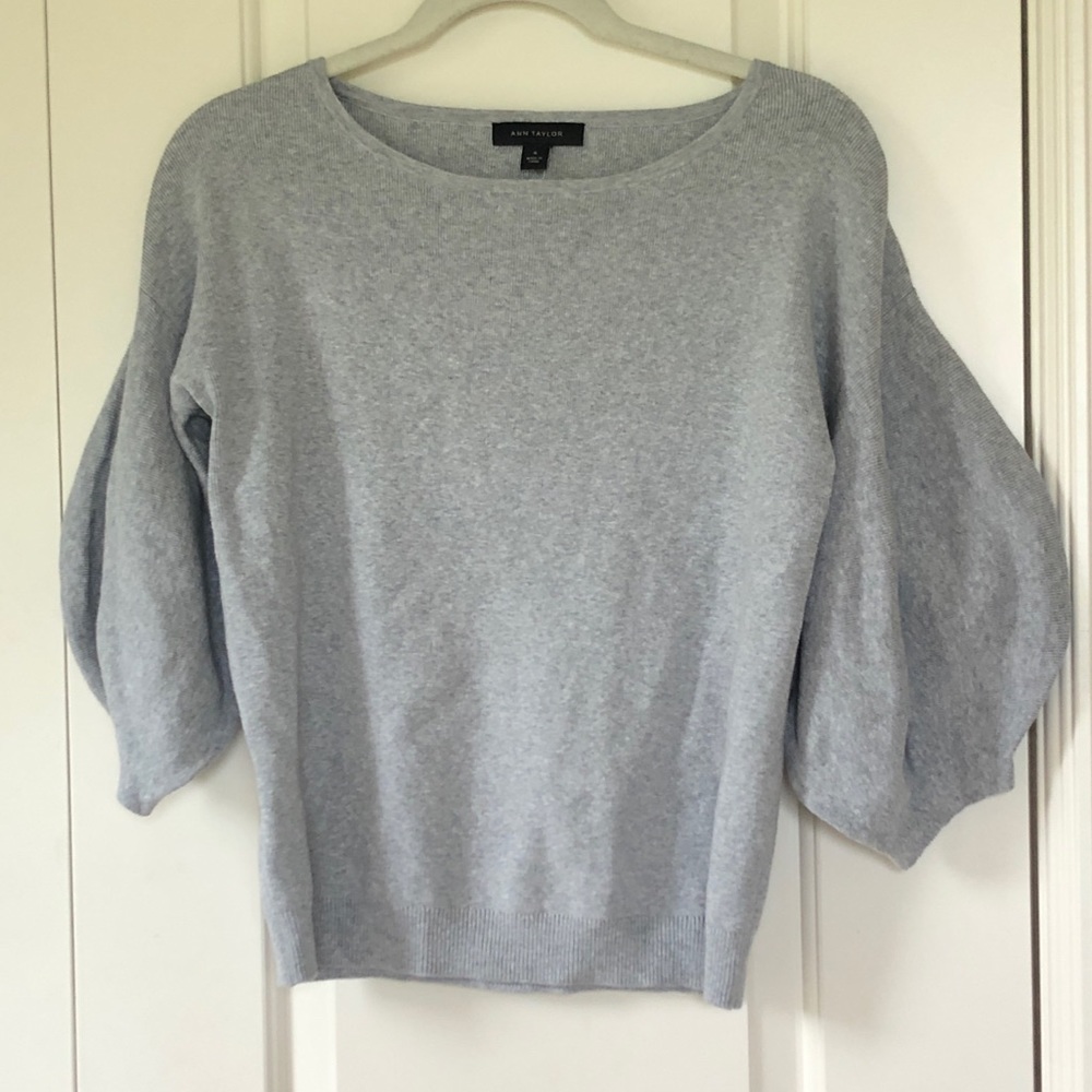 Ann Taylor short bell sleeve sweater. NWT Sz Med